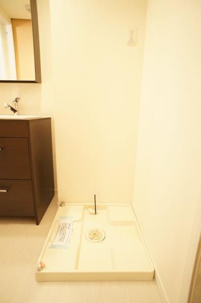 川崎市幸区小向西町４丁目のマンション