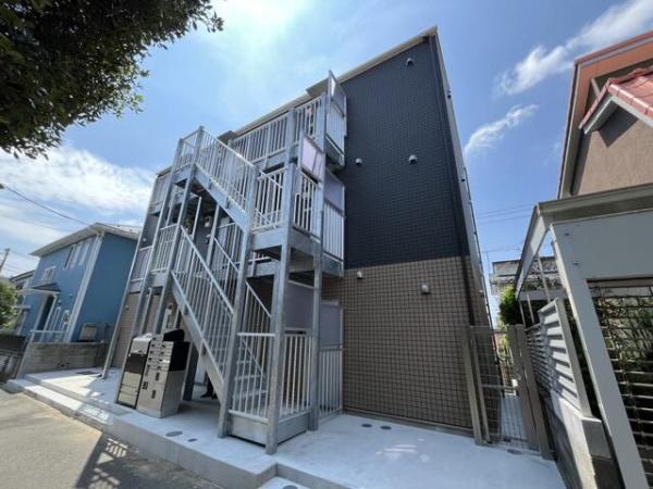 横浜市神奈川区三ツ沢下町のアパート