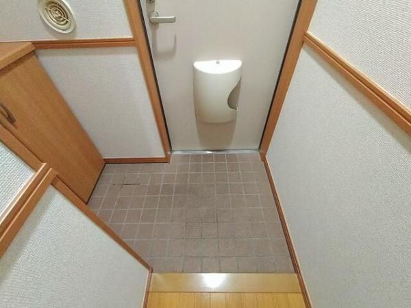 クレストヒル