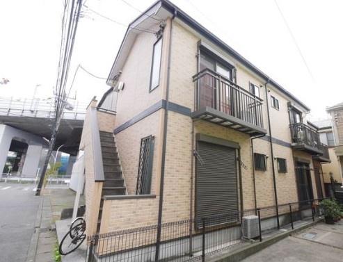 川崎市高津区新作４丁目のアパート