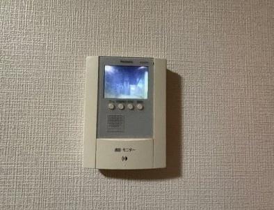 川崎市幸区古市場１丁目のマンション