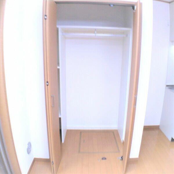 川崎市高津区二子４丁目のアパート
