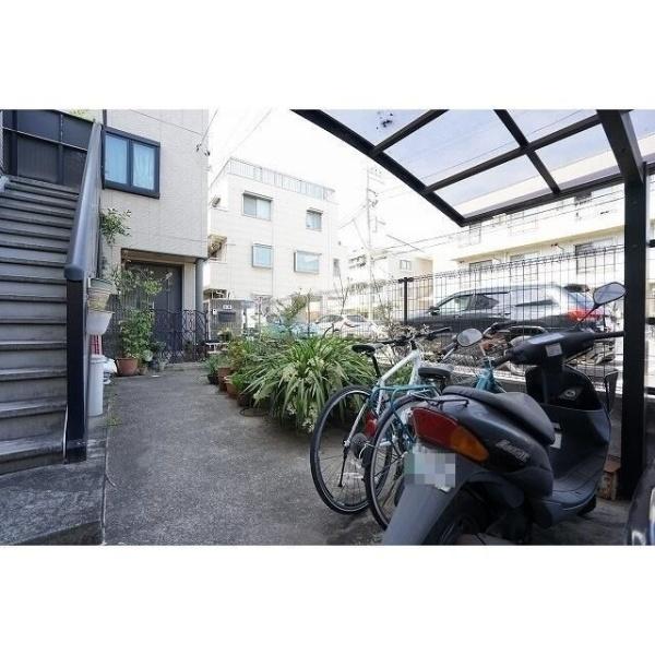 川崎市高津区瀬田のアパート