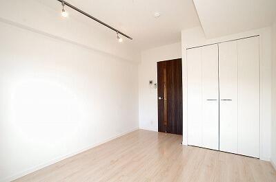 川崎市多摩区三田１丁目のマンション