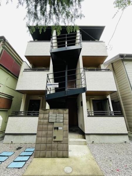 川崎市幸区戸手本町２丁目のアパート