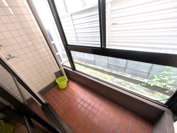 クィーンホームズ