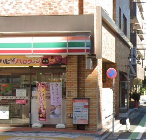 クィーンホームズ(セブンイレブン朝日橋店)
