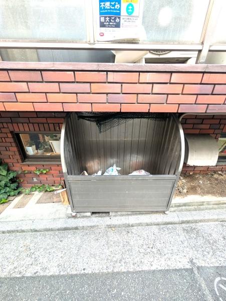 クィーンホームズ