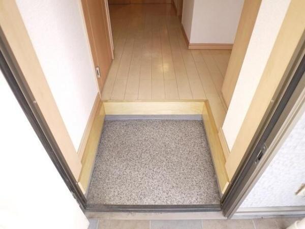横浜市鶴見区岸谷１丁目のアパート