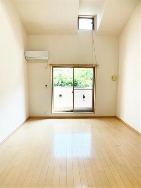 横浜市鶴見区岸谷１丁目のアパート