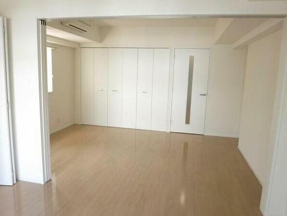 川崎市幸区塚越３丁目のマンション