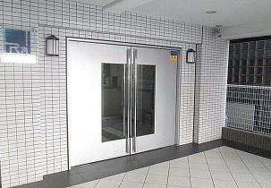 ラ・シード東神奈川駅前