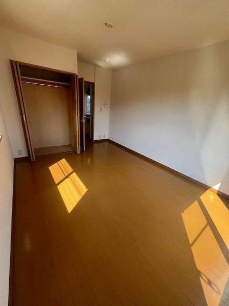 川崎市中原区下小田中４丁目のマンション