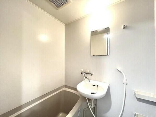 川崎市高津区梶ケ谷２丁目のマンション