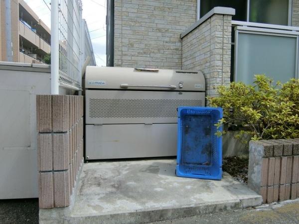 川崎市高津区新作４丁目のマンション