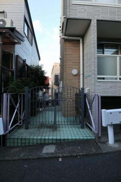 横浜市神奈川区白幡仲町のアパート