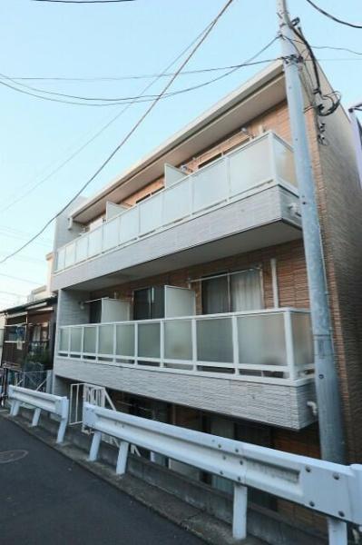 横浜市神奈川区白幡仲町のアパート