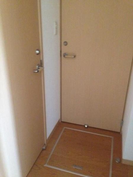 川崎市中原区新城５丁目のアパート