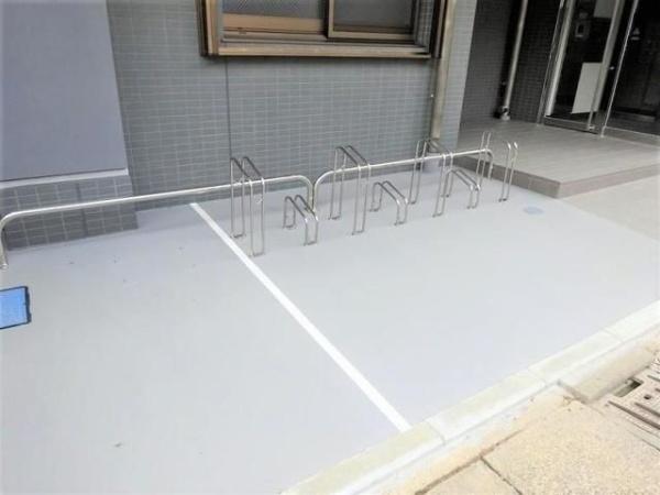 川崎市高津区新作６丁目のマンション