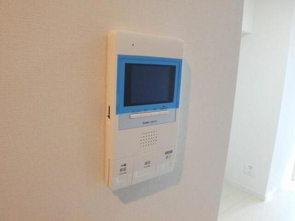 横浜市神奈川区栄町のマンション