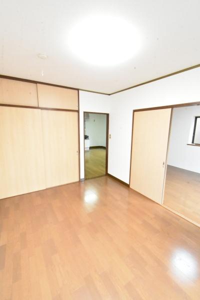 川崎市中原区上平間のマンション(洋室)