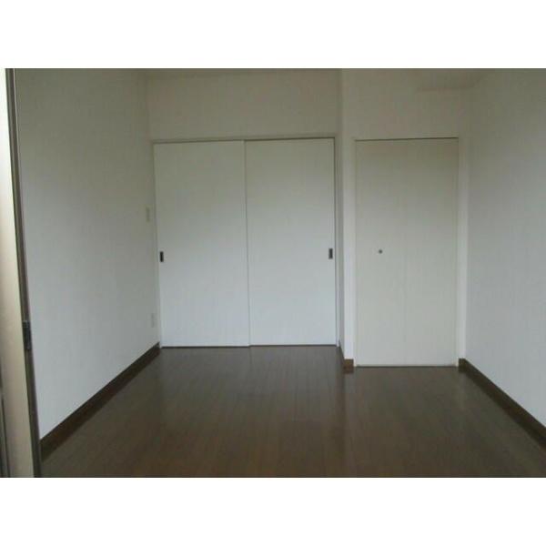 川崎市中原区宮内２丁目のマンション
