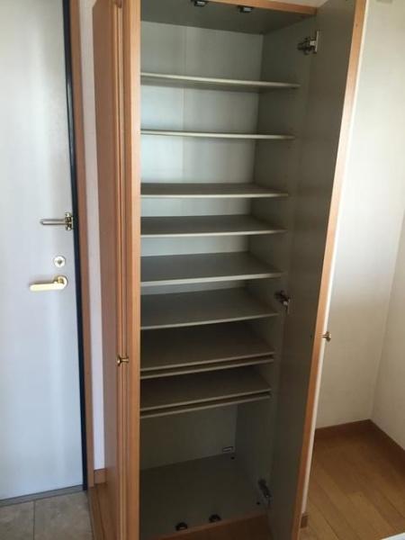目黒区上目黒２丁目のマンション