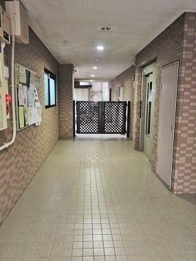 横浜市西区浅間町３丁目のマンション