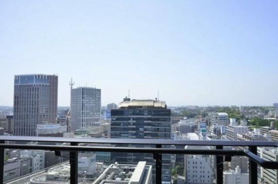 横浜市神奈川区鶴屋町１丁目のマンション