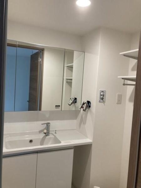 Ｌａｎａ　Ｆｒｕｓｉａ