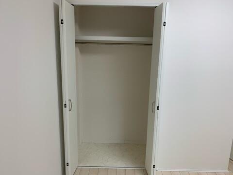 川崎市川崎区川中島1丁目のマンション(収納)