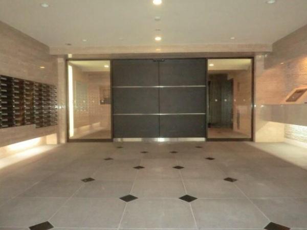 横浜市港北区新横浜１丁目のマンション