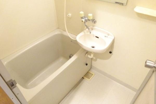 川崎市高津区北見方２丁目のマンション