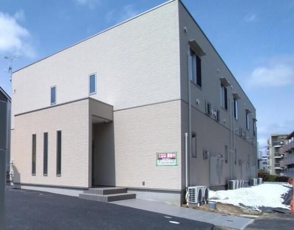 川崎市高津区坂戸２丁目のアパート