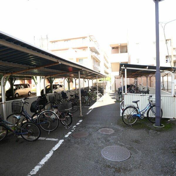 川崎市中原区下小田中６丁目のマンション