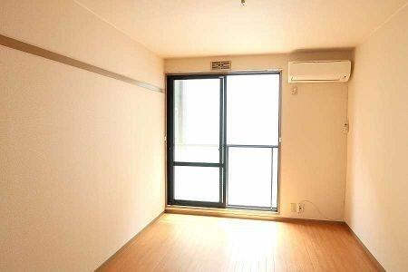 川崎市中原区下小田中３丁目のアパート
