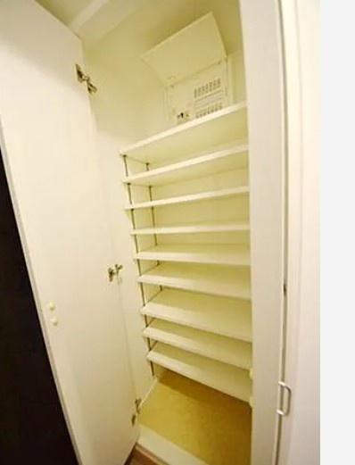 川崎市川崎区本町１丁目のマンション