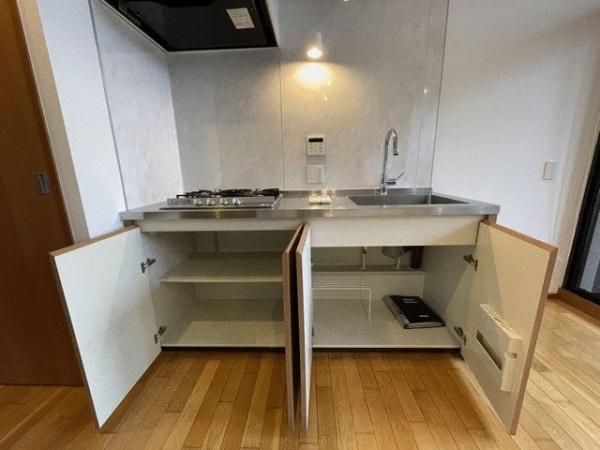 横浜市神奈川区六角橋１丁目のマンション