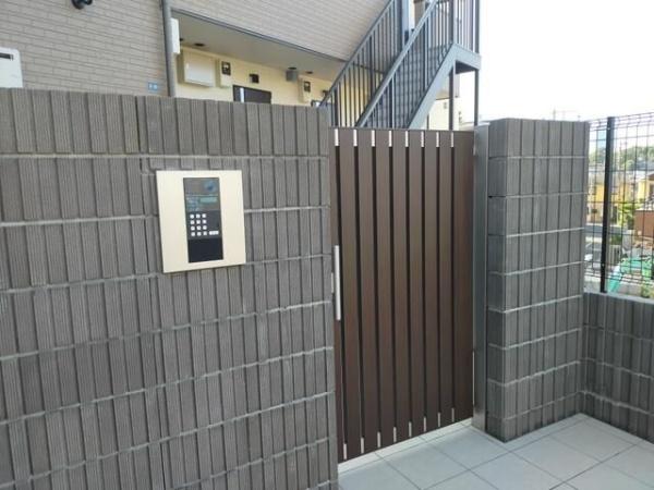 横浜市港北区菊名５丁目のアパート
