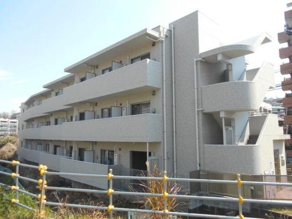 川崎市麻生区高石３丁目のマンション
