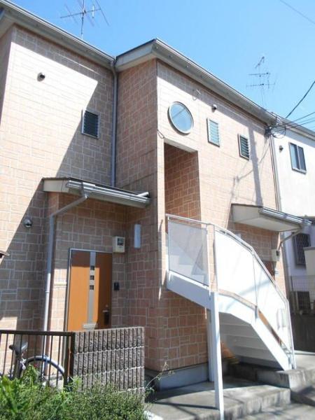 川崎市多摩区菅１丁目のアパート