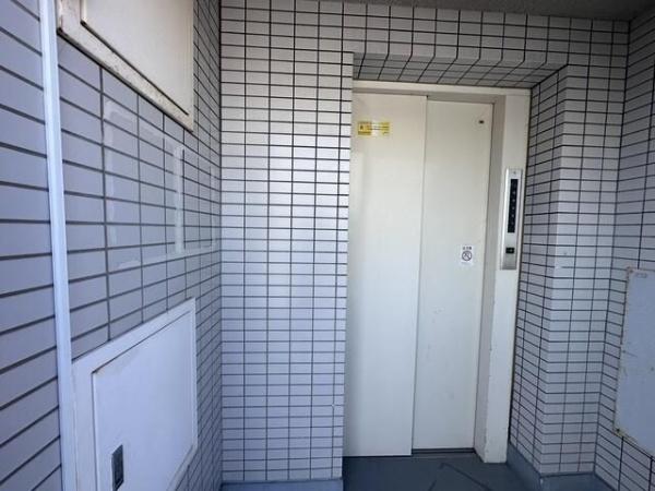 横浜市西区浜松町のマンション