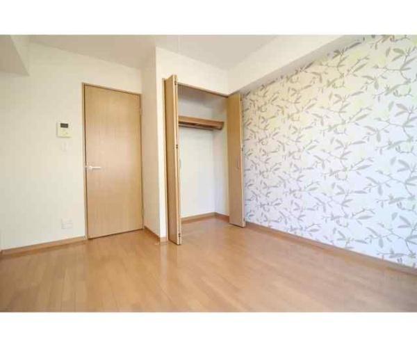 川崎市幸区中幸町１丁目のマンション