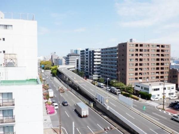 横浜市神奈川区東神奈川２丁目のマンション