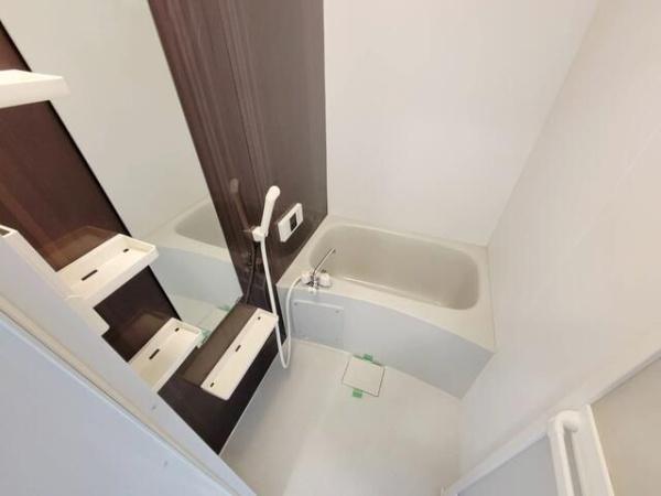 横浜市神奈川区斎藤分町のアパート