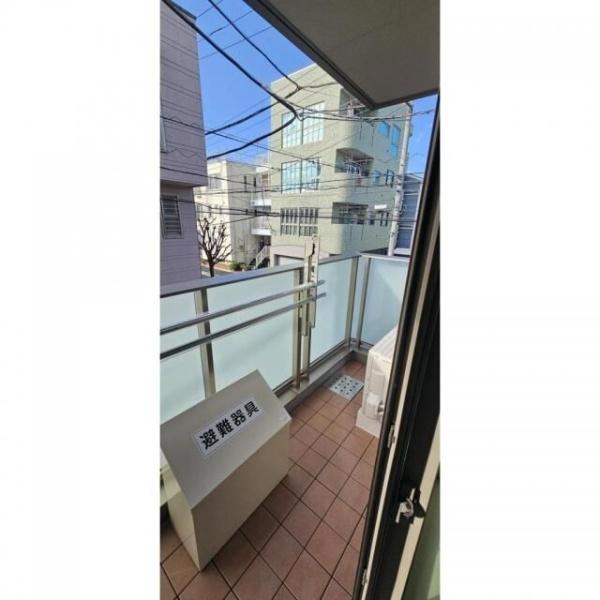 川崎市幸区古市場２丁目のマンション