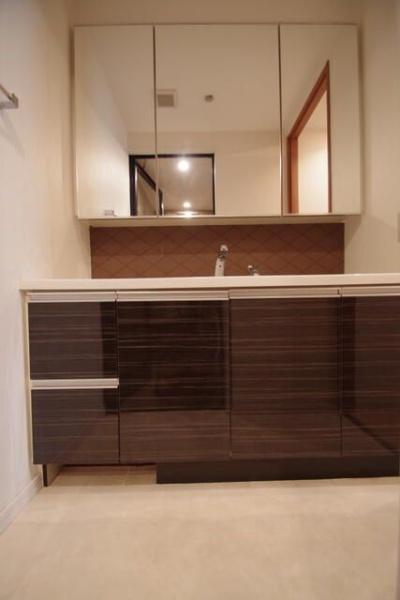 川崎市幸区小倉４丁目のマンション