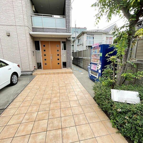 川崎市幸区小倉３丁目のマンション