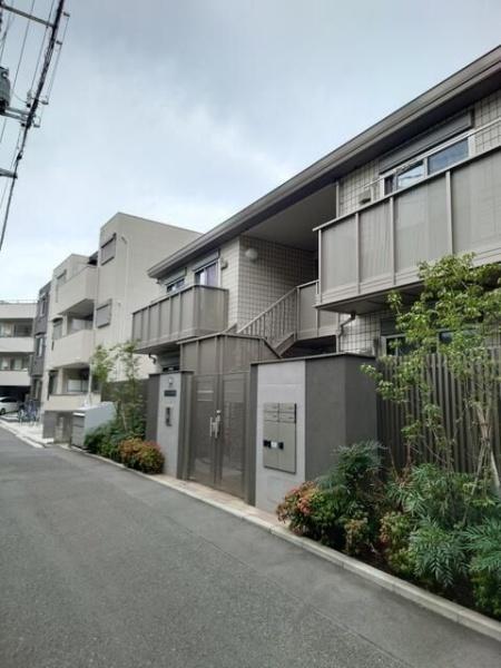 横浜市鶴見区平安町１丁目のアパート