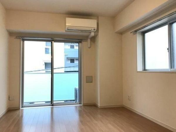 川崎市中原区新丸子町のマンション